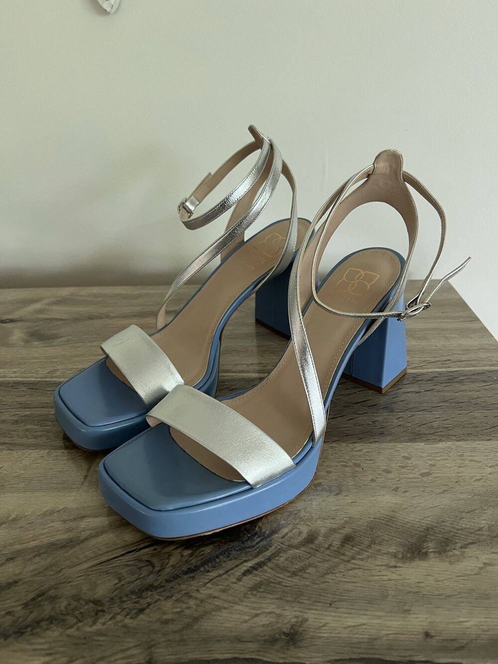 Mavette Made in Italy Size 41 Light Blue silver strappy platform sandals